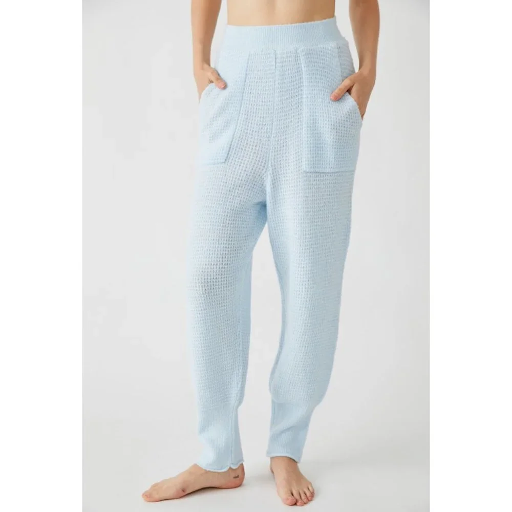🎉LAST CHANCE🎉 FREE PEOPLE C.O.Z.Y. Pants / Neon Sky - Picture 1 of 10